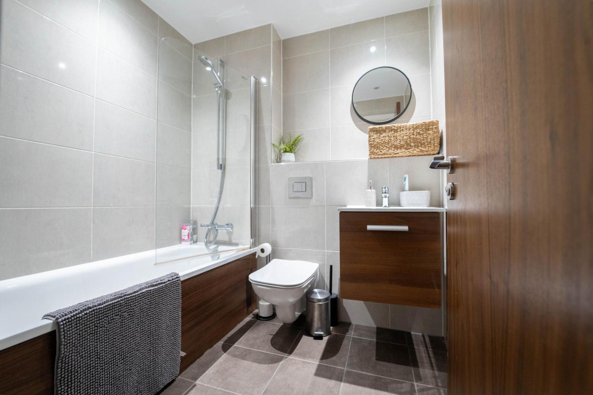Luxurious Apartment - Birmingham City Centre Bagian luar foto